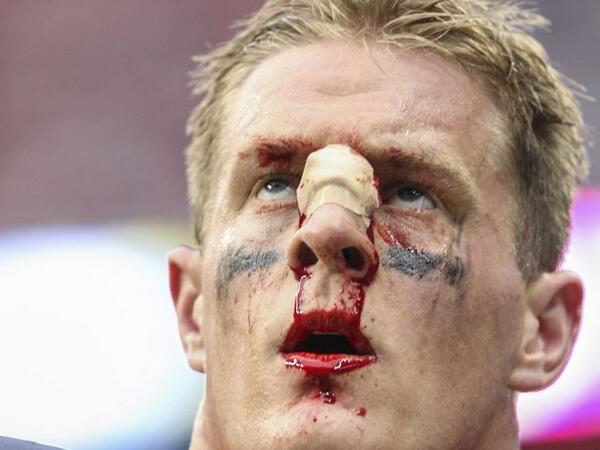 NFLRT's tweet photo. JJ Watt is not impressed @KingJames http://t.co/JqBgkytWli