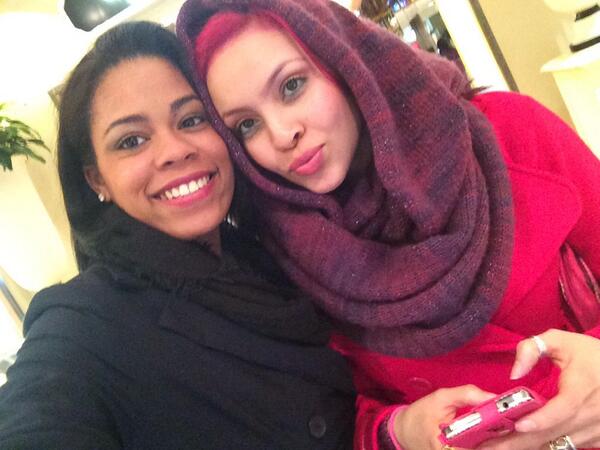 ThoughtsofRose's tweet image. Me &amp;amp; my Pinky #EV #AC #modelsisters #StartedFromTheBottom