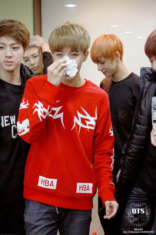 [Picture/Fancafe] Staff Diary140218 J-HOPE BIRTHDAY [140221]