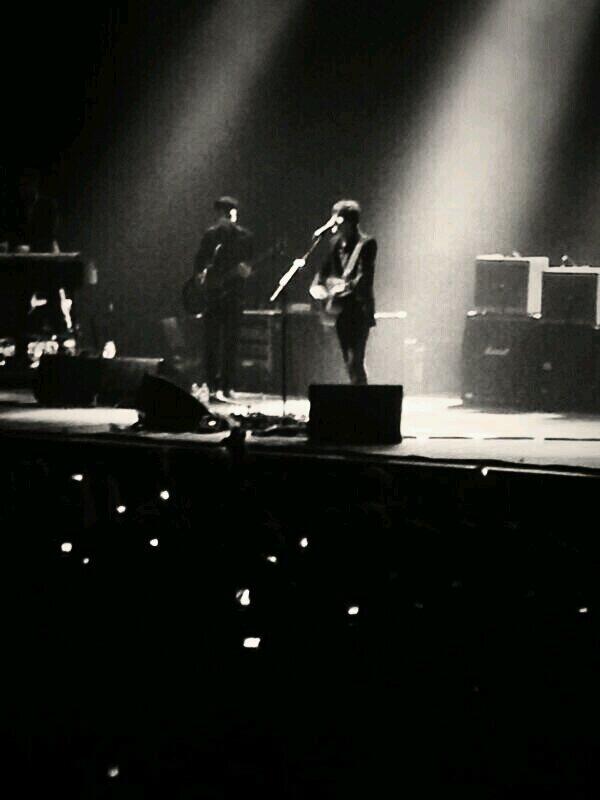 <a href="/david_bugg/">David Bugg</a> Camera Phone moment. Epic #Nottingham <a href="/JakeBugg/">Jake Bugg</a> #hometown