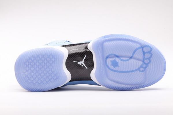 Jumpman23's tweet photo. Heels up. #TakeFlightUNC #TeamJordan http://t.co/b5iUDzjFoc
