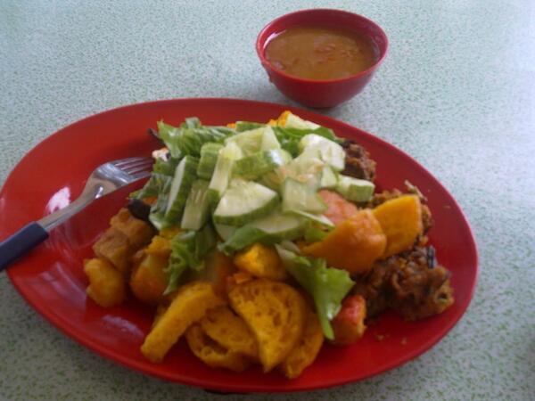 twtmakananmy's tweet photo. Rojak asma part two! http://t.co/6LjPDZTA4Y