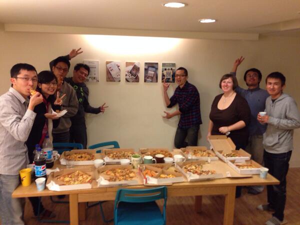 あ、そうそう。先ほどは台湾のスタートアップ「WhatsTheNumber」にお邪魔して、みんなでピザをご馳走になりました。ありがとう！