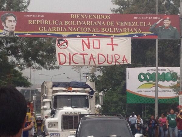 Estos Gochos, no se andan por las ramas.--