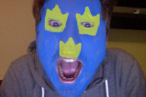 MattiasLager's tweet photo. GRATTIS TRE KRONOR!!! #visatos #Sochi2014 #trekronor #målablågult http://t.co/I6KVDd3lEO http://t.co/ajWIpAEbWI