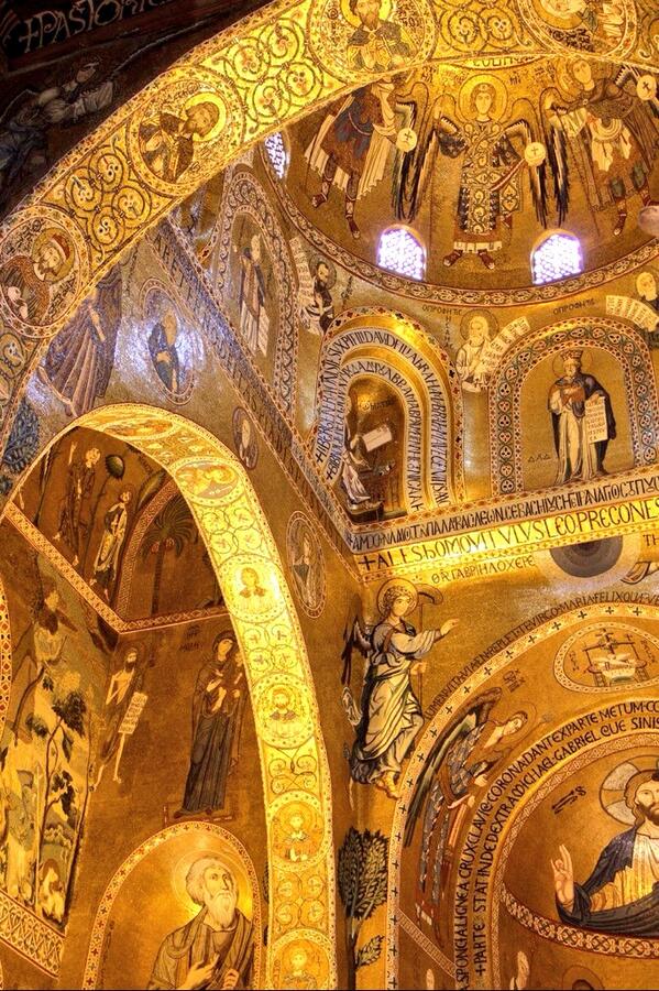 Casa del Parlamento Siciliano, Palermo.