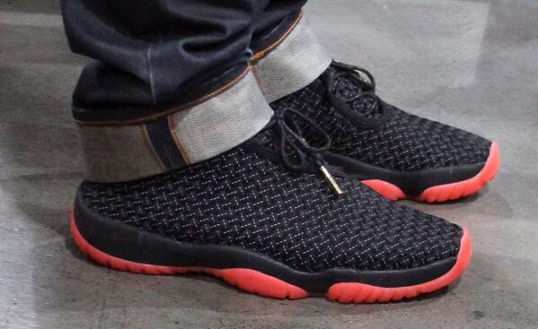 SneakerTicker's tweet photo. Air Jordan Future "Black and Red" http://t.co/6D6yAln5tD