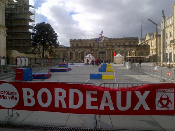 C'est parti pour le kid stadium place pey berland <a href="/FFAthletisme/">FFAthlétisme</a> <a href="/Bordeaux/">Bordeaux</a>