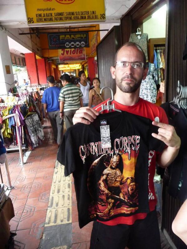 Bajakan ! Masih Ada Aja Oknum Oknum Tak Bertangung Jawab -_-