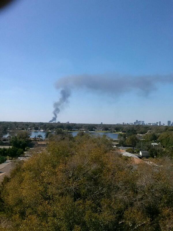 BCastroTV's tweet photo. HUGE fire at Orange county body shop. Fire rescue on scene #WFTV http://t.co/EZa1yqrPC4