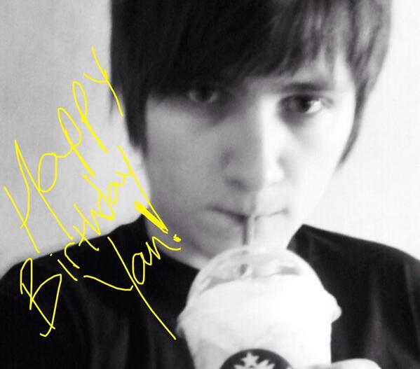 Happy birthday to our favorite drummer, Yan from <a href="/everfound/">levi / ari 🍂</a> :)