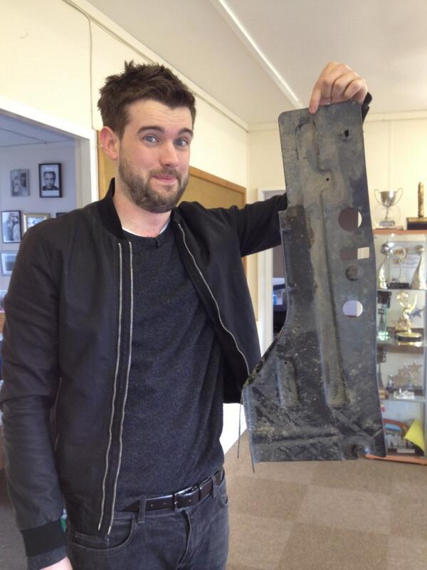 Jack Whitehall on Twitter: "Top done. This might come off the reasonably priced car. Oops. http://t.co/mHymmHJFj7" / Twitter
