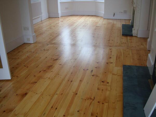 PureCarpentry's tweet image. Our Latest floor. Victoria Place, Budleigh Salterton. Thank you so much for the beautiful floor.