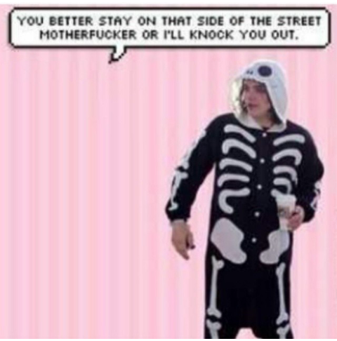 killjoy_problem's tweet image. #mcrmemories throwback to this fabulous onesie