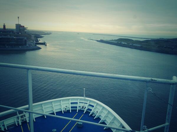 RT <a href="/elizabethjoss/">Elizabeth Jocelyn Ca</a>: Heading off into the sunset with @dfdsseawaysnl &amp; <a href="/travelbloggerNL/">Travelbloggers</a> for #Traverse14  here we come!!