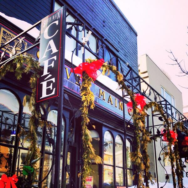 NicheforDesign's tweet photo. Beautiful day for coffee and shopping in downtown Huntsville @SevenMainCafe #Huntsville #coffee http://t.co/yvG7PmYAnb