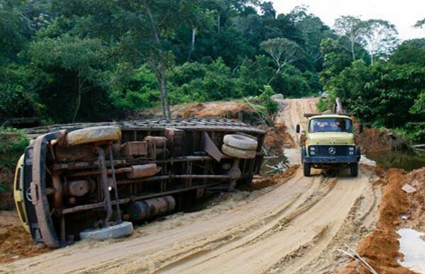 Complex's tweet image. 254 people died on this road in 2012:  cmplx.it/1oShn2j