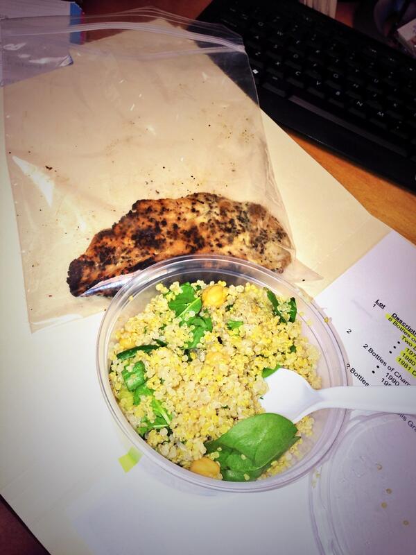 JENNYLAGO's tweet image. Healthy #desklunch #eventmode Is it March 9th yet?