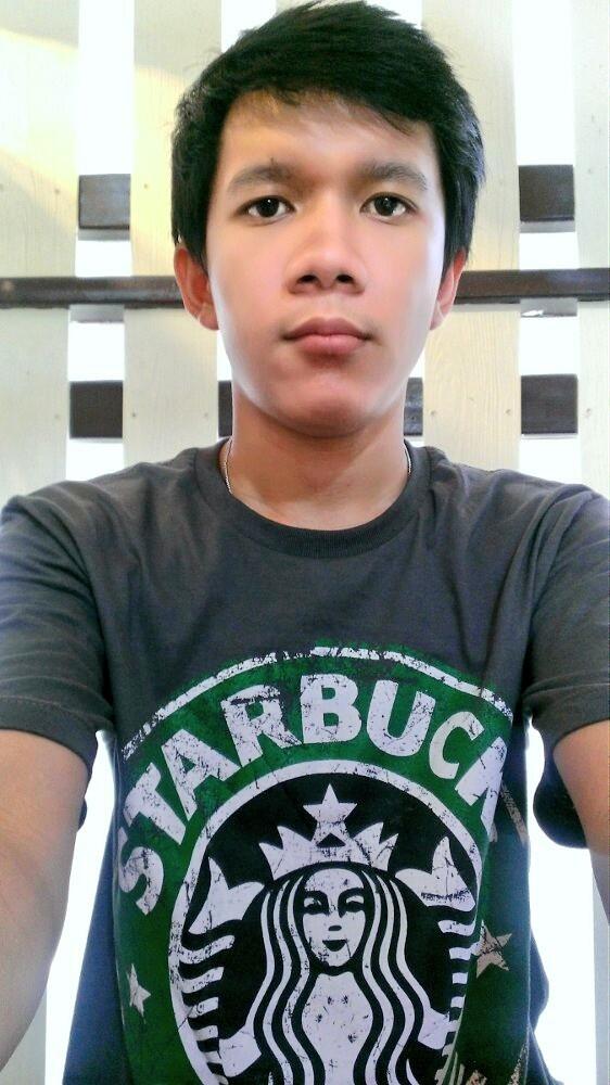 tam_chalrun's tweet photo. เหงาจัง http://t.co/ZnLxUcKYWx