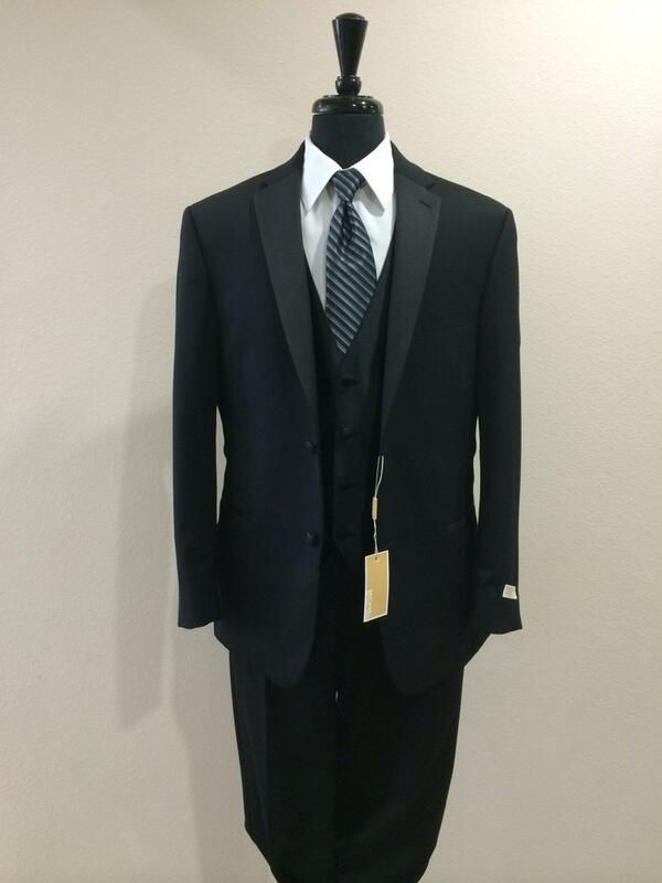 KarlsTuxedos's tweet photo. Michael Kors tuxedo sample is in! Check it out! #MichaelKors http://t.co/58SaHNTpBV