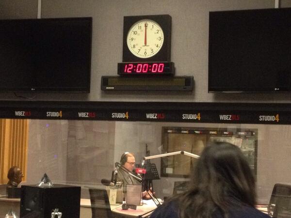 SignalPod's tweet image. You can't stop the signal / v and a visits WBEZ Chicago. Creeped past @soundopinions too.