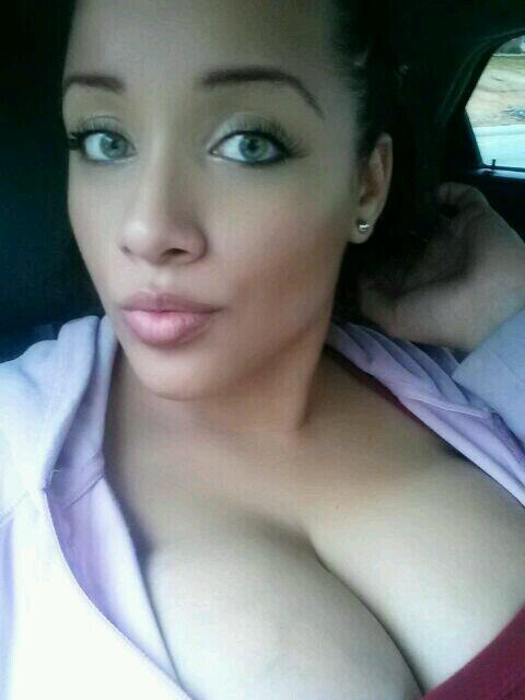 Hump day picture http://t.co/THCmvbMR5a<a href="/tag/latina"class="tags"><span>#latina</span></a><a href="/tag/horny"class="tags"><span>#horny</span></a><a href="/tag/boobs"class="tags"><span>#boobs</span></a><a href="/tag/keepingitreal"class="tags"><span>#keepingitreal</span></a>