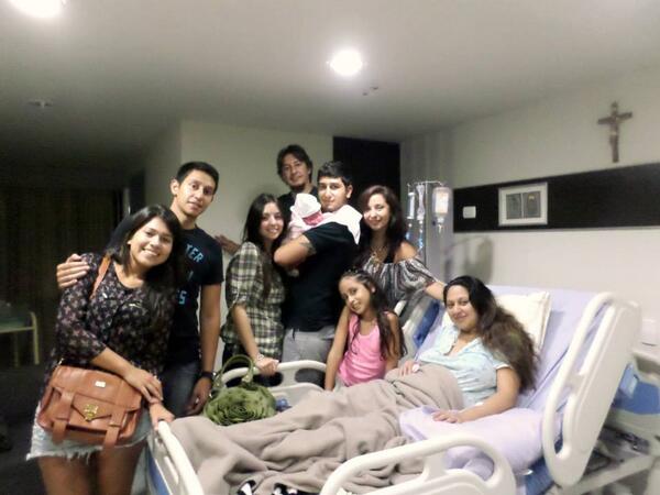 Davidolayaa's tweet photo. La familia creció un poquito mas :D http://t.co/0PkXA0BZ2b