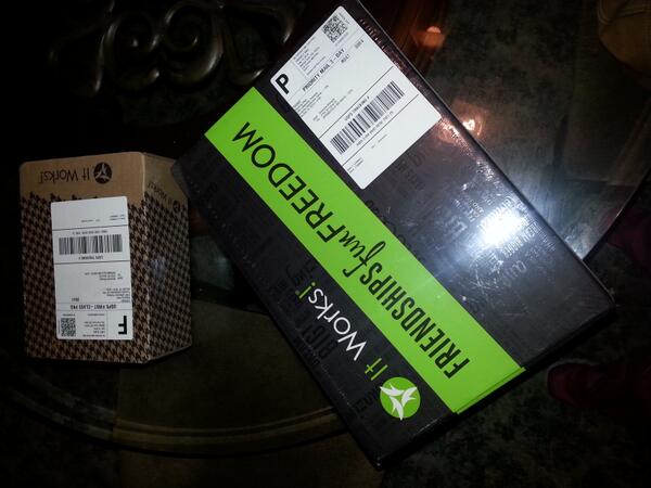 BrengleAmanda's tweet image. #Itworks #distibutor starter kit came!!! #Dreambig #reality for me,  what's it to you? #bonus Join the #Itworks team!