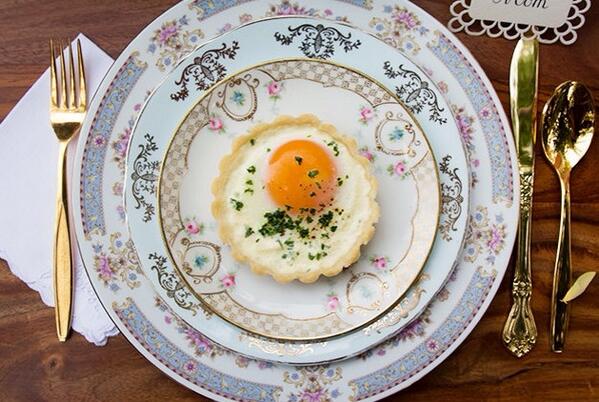WeddingLoveTour's tweet photo. If you strive for the perfect place setting, you can’t miss @dishwishgirl!  Find yours at the Love Tour on Sunday! http://t.co/cRuMK5d3Ij