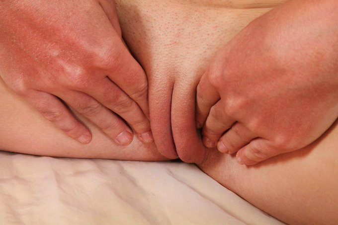 Another sexy upload at http://t.co/SKruknCQ7R http://t.co/MikjFXMVQA<a href="/tag/mvsales"class="tags"><span>#mvsales</span></a>