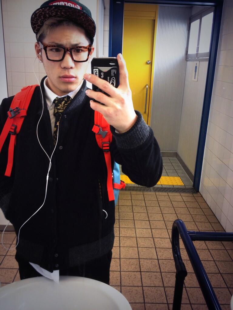 ほざき あもん Auf Twitter きょーのおれの服 真木蔵人みたいww Http T Co 7hjien3ood