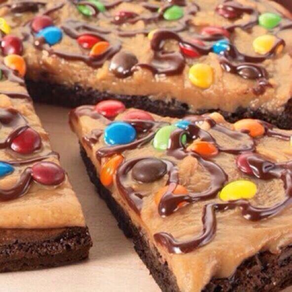 Peanut Butter Brownie Pizza.