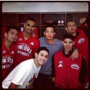 ArieanneEllis's tweet photo. angGA-GWAPO -TALAGA @barangayginebra @macquality @JayHelterbrand @emmanmonfort @mrchrisellis34 @dylanababou http://t.co/SDBjKKTwnI