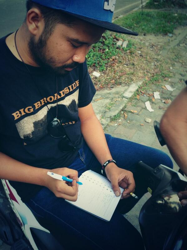 BIGBROADSIDE's tweet photo. Come join with me ma friend "@spass_GameCafe: @BIGBROADSIDE list for acousturday @spass_GameCafe 22 february 2014 http://t.co/DL048tOTIR"