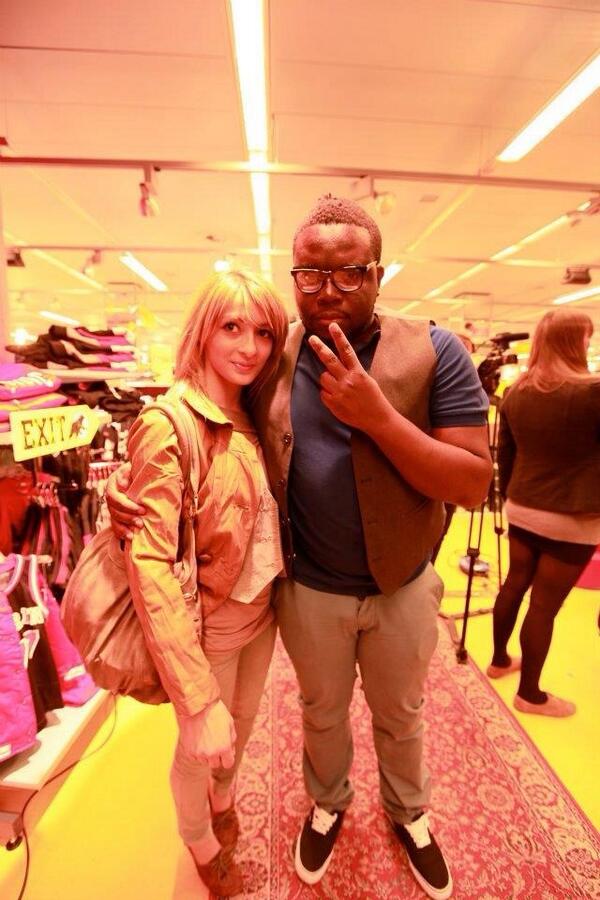 Dangelodallass's tweet image. #shootvideo #againstme chaque noir à sa white #Team237