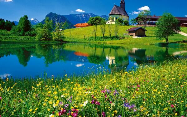 شاهدوا معنا هنا على اليوتوب أجمل مدن #ألمانيا
   almaniah.com/articles/view/… 
سنعلن خلال أيام عن رحلات  لتربحوها معنا