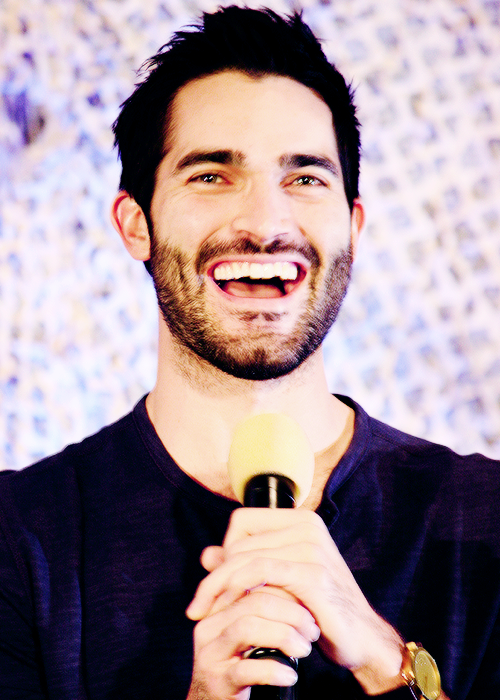 When your sad just look at <a href="/TylerL_Hoechlin/">Tyler</a> smile  and BAM that's my cure to make me happy