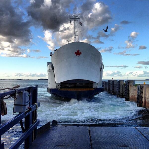 We're remembering warmer weather with this photo taken last summer by <a href="/SarahPo22/">Sarah Poirier</a>  #‎TBT  ferries.ca