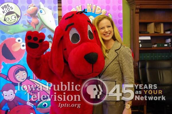 Anne Michael (@amlangguth) on Twitter photo Another fabulous day at the State Capitol--I got to meet Clifford! Thx <a href="/IowaPublicTV/">Iowa Public Television</a> #ialegis Another fabulous day at the State Capitol--I got to meet Clifford! Thx <a href="/IowaPublicTV/">Iowa Public Television</a> #ialegis