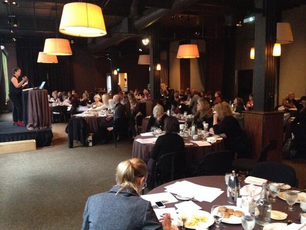 SeaToshi's tweet photo. Tamra Chandler, gives Seattle SHRM a Perf Mgmt tool to "start the conversation" about what's right for their org http://t.co/kBgf470gFz