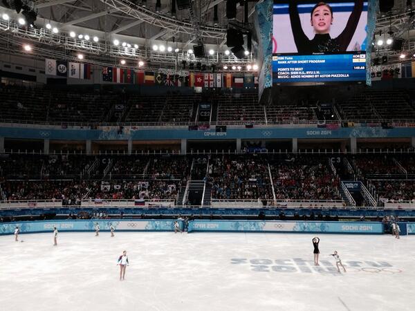 NickMcCarvel's tweet photo. #Yuna Kim (@Yunaaaa) needs a 149.68 to win gold. Does she have it? #Sochi2014 http://t.co/BaHnwHZDw3