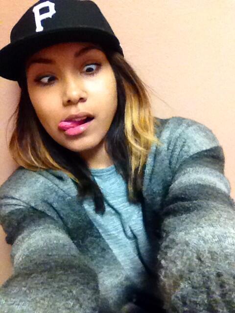 Not only do I hate going to the doctors it's just even worse/boring all alone 😩