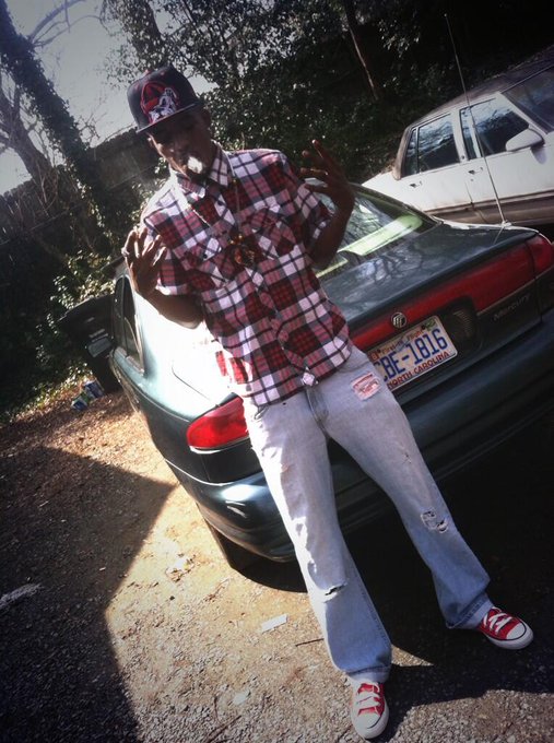 A negro about to hit the mall http://t.co/yDPtHdsxy6<a href="/tag/watchparty"class="tags"><span>#watchparty</span></a><a href="/tag/powerslap"class="tags"><span>#powerslap</span></a>