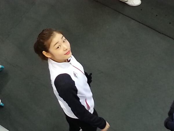 KeeWanANN's tweet photo. 아디오스! 연아!! http://t.co/rNkzLCYIIq