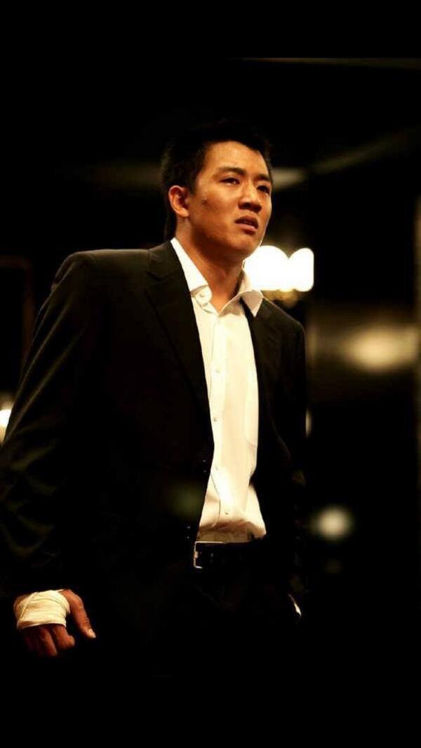 py1965's tweet photo. 빅토르 안은 나가있어...... http://t.co/HGcw2h6riY