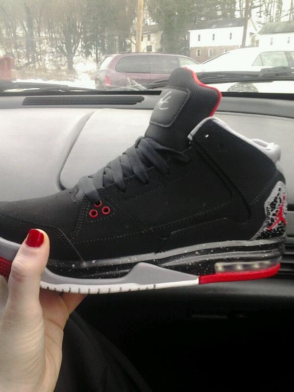 maskedryder2020's tweet image. &quot;@datb1tch4him: New J&apos;s http://t.co/7NHsBlTu5c&quot;#jordans #newjs