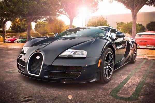 _OnePercent_'s tweet image. RT If you think #Bugatti is one of the best looking cars