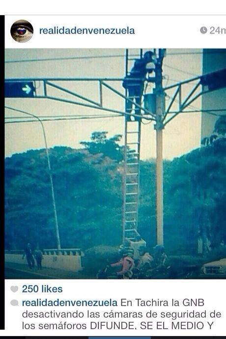 MariateTrujillo's tweet photo. #ConcluSinSueño "@mariiarb: bastante delicado! GNB desactivó las cámara de seguridad en los semaforos San Cristobal http://t.co/Wkfx5GWpdH""