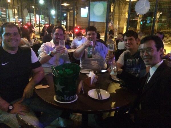 kbralx's tweet image. “@stdiasp: #sampasec sem o @alexcpsec na foto e com furo do @kbralx http://t.co/wAYzoTyvZo” Esqueci... :(