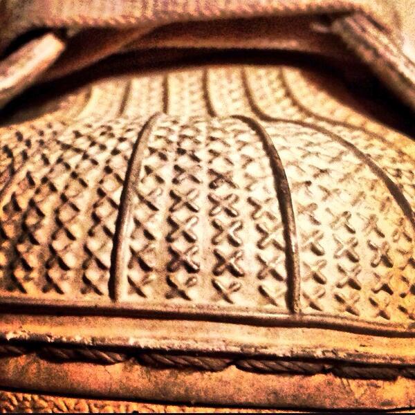 bigjohnNEP's tweet image. No matter how old my shelltoes get I just can't toss em out. Love 'em as much as my kids! #Adidas #shelltoes #dirt